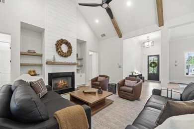 Immaculately maintained and beautifully appointed, 1251 - photo 12