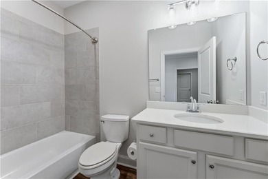 Lovely one level home in Farmville Lakes, originally built by - photo 13