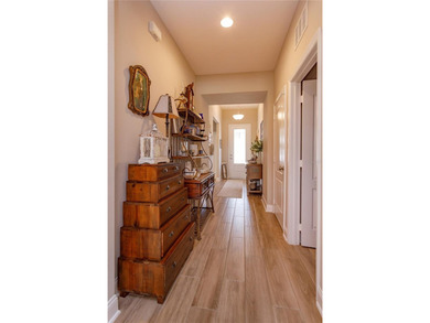 Additional listing photo 2