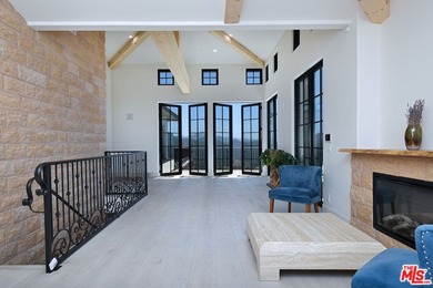 Welcome to the Luxury Malibu Crown Vineyard Estate, brand new - photo 25