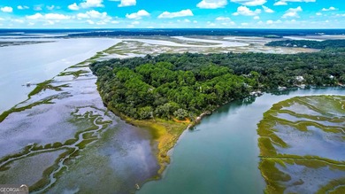 Bring your boat to this sublime deepwater site in prestigious - photo 8