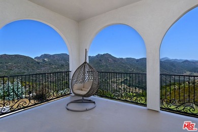 Welcome to the Luxury Malibu Crown Vineyard Estate, brand new - photo 47