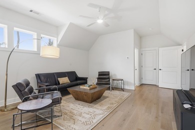Immaculately maintained and beautifully appointed, 1251 - photo 49