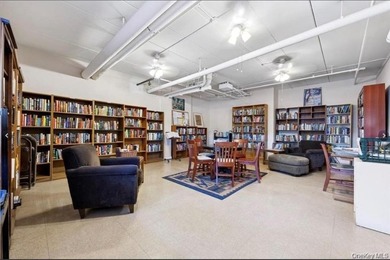 *Parking spots currently available* Current Seller has 2 spots - photo 10