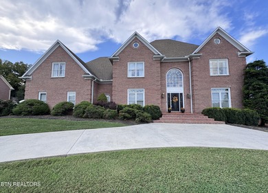 (private lake, pond, creek) Home Sale Pending in Knoxville Tennessee