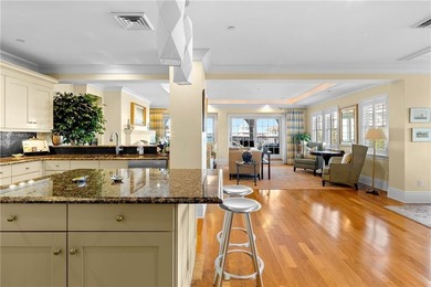 Experience elevated coastal living in this stunning luxury - photo 4