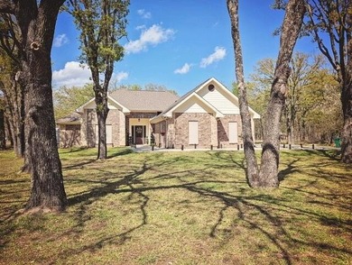 Cedar Creek Lake Home For Sale in Malakoff Texas