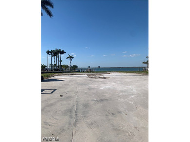 Introducing an exceptional direct bayfront lot on the - photo 12