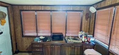 Wonderful brick home within Liberty City. The property is just - photo 11
