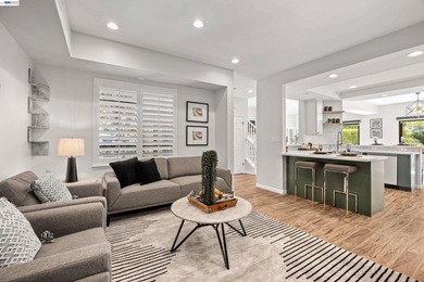 Beautifully renovated 3 bedroom, 2.5 bath home that lives like a - photo 18