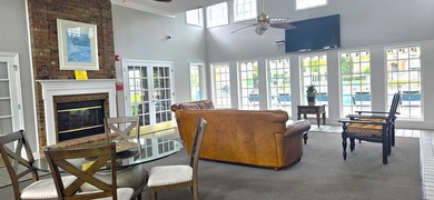 Live your best *beach life* in this like new, updated 2 - photo 8