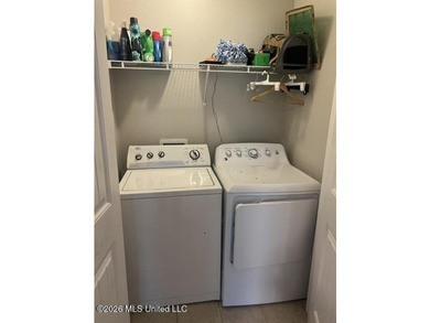 Well maintained home close to Greyhound Stadium and Downtown! On - photo 18