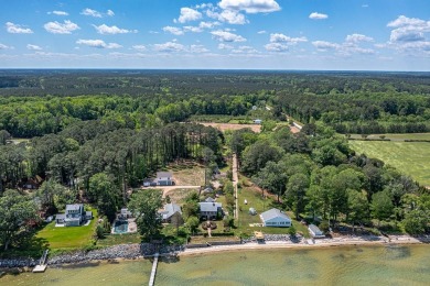 Chesapeake Bay - Piankatank River Home For Sale in Cobbs Creek Virginia