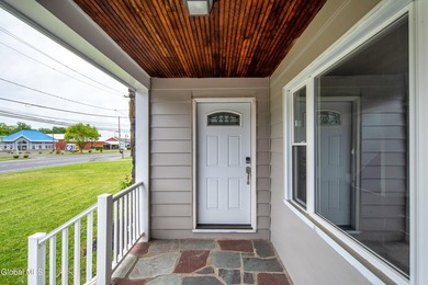 Available for sale or lease, this prime turn-key commercial - photo 3
