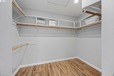 Beautifully renovated 3 bedroom, 2.5 bath home that lives like a - photo 24