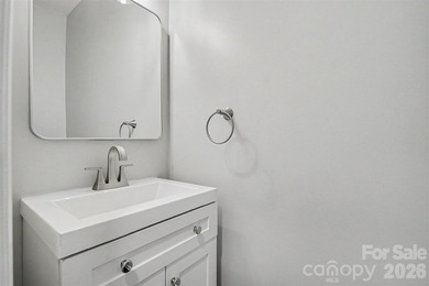 Welcome to this beautiful home in the highly sought-after - photo 24