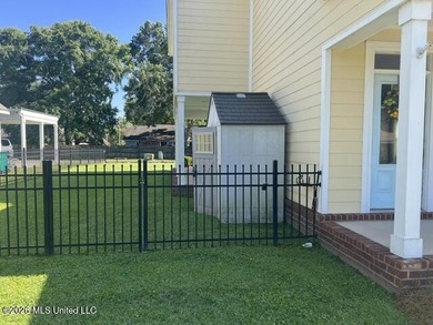 Well maintained home close to Greyhound Stadium and Downtown! On - photo 24
