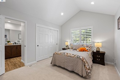 Beautifully renovated 3 bedroom, 2.5 bath home that lives like a - photo 26