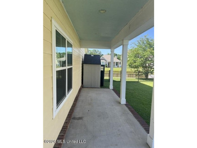 Well maintained home close to Greyhound Stadium and Downtown! On - photo 26