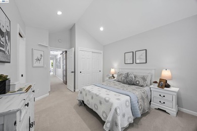 Beautifully renovated 3 bedroom, 2.5 bath home that lives like a - photo 30