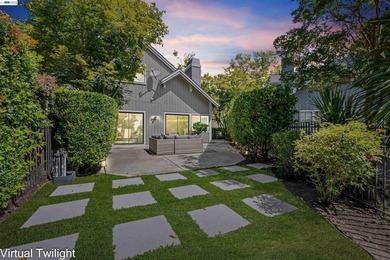 Beautifully renovated 3 bedroom, 2.5 bath home that lives like a - photo 35