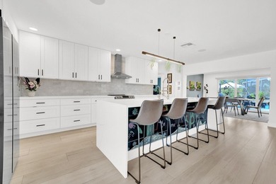 Nestled in the heart of Palm Beach Gardens, this masterfully - photo 38
