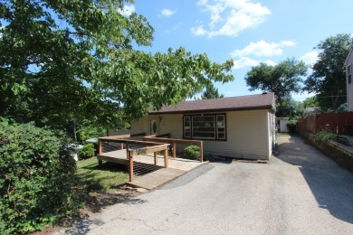 Lake Home Sale Pending in Wonder Lake, Illinois