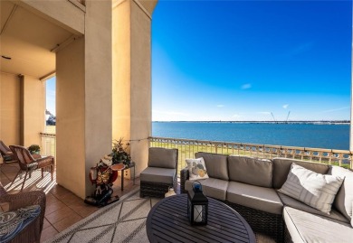 Lake Condo For Sale in Rockwall, Texas