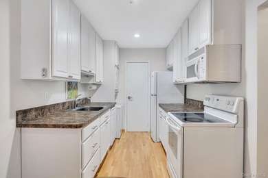 Incredible Opportunity to Enjoy the Lifestyle You've Been - photo 2