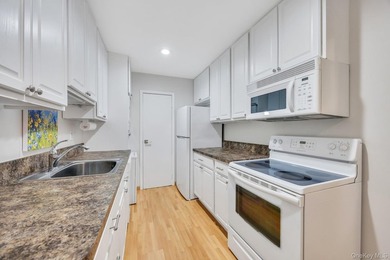 Incredible Opportunity to Enjoy the Lifestyle You've Been - photo 3