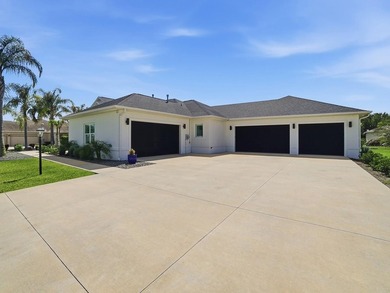 Discover the epitome of luxurious living in the sought after - photo 5
