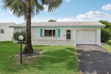 Lake Home For Sale in Plantation, Florida