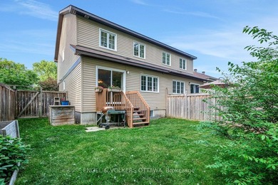 Welcome to this semi-detached gorgeous and impeccably maintained - photo 31