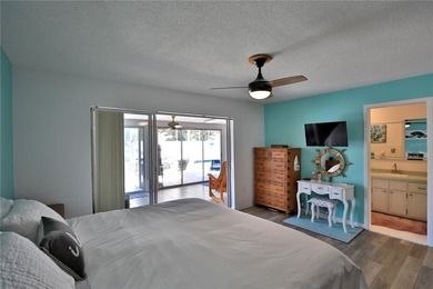 THIS BEAUTIFULLY UPDATED HOME IS PRICED AT ALMOST $100,000 LESS - photo 36