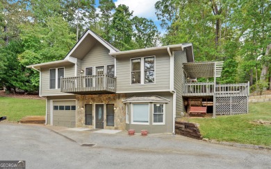 Lake Home For Sale in Toccoa, Georgia
