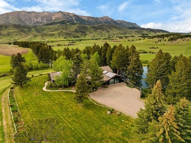 Stunning unobstructed views, privacy with an elegant - photo 1