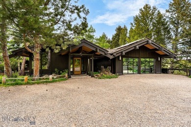 Stunning unobstructed views, privacy with an elegant - photo 9