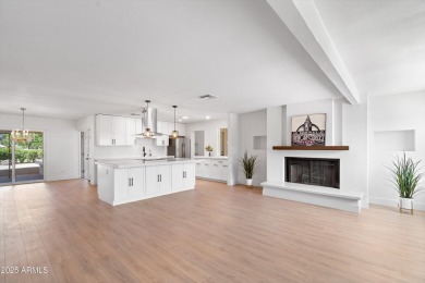 (private lake, pond, creek) Home For Sale in Sun City Arizona