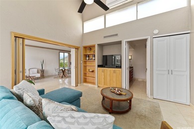 Stunning Corner Penthouse offers breathtaking panoramic views of - photo 6