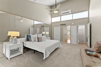 Stunning Corner Penthouse offers breathtaking panoramic views of - photo 8
