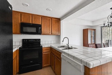 Highly sought after 3-bedroom, 3-bath residence tucked within - photo 8