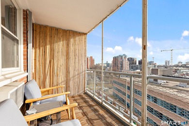 One-of-a-kind/ Fully-renovated/ Move-in-ready 8th floor