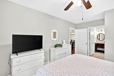 Enjoy carefree living in this beautifully updated first-floor - photo 27