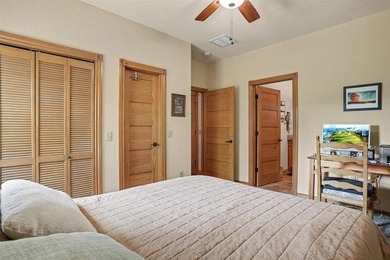 Beautiful home in Medicine Park's Granite Ridge Addition. This 3 - photo 27