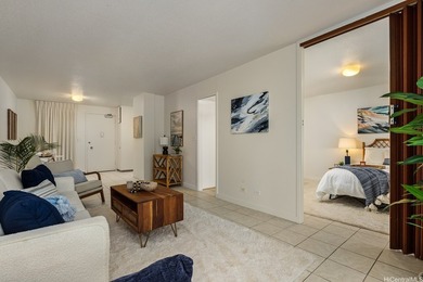 Welcome home to this beautifully refreshed 800 sqft condo at - photo 8