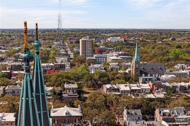 Overlooking Taylor Square, 127 East Gordon Street presents a - photo 29