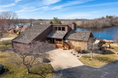 Lake Home For Sale in Millstadt, Illinois