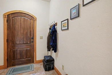 Beautiful home in Medicine Park's Granite Ridge Addition. This 3 - photo 35