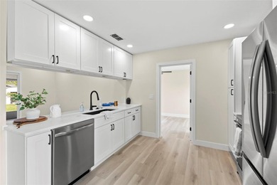 Welcome to this beautifully renovated 3-bedroom, 2-bath pool - photo 9