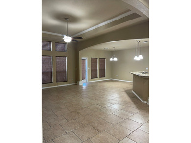 A rare opportunity to own this beautifully maintained 4 bedroom - photo 12